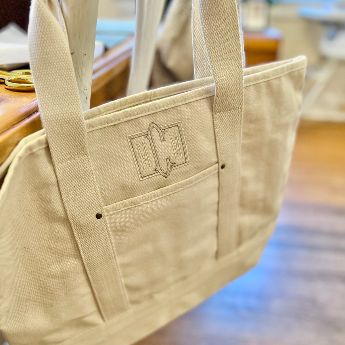 Base Tote by Brady L　This is a(n) shop | This is a(n)